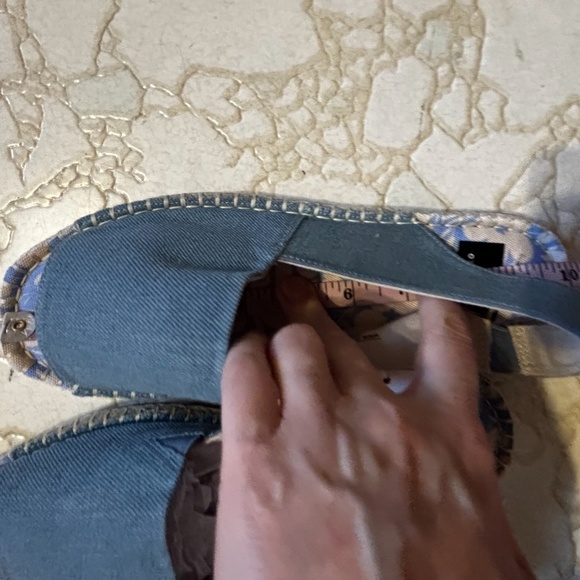 Marimekko & Uniqlo collab denim blue open toe espadrilles flats NWT - Picture 10 of 10